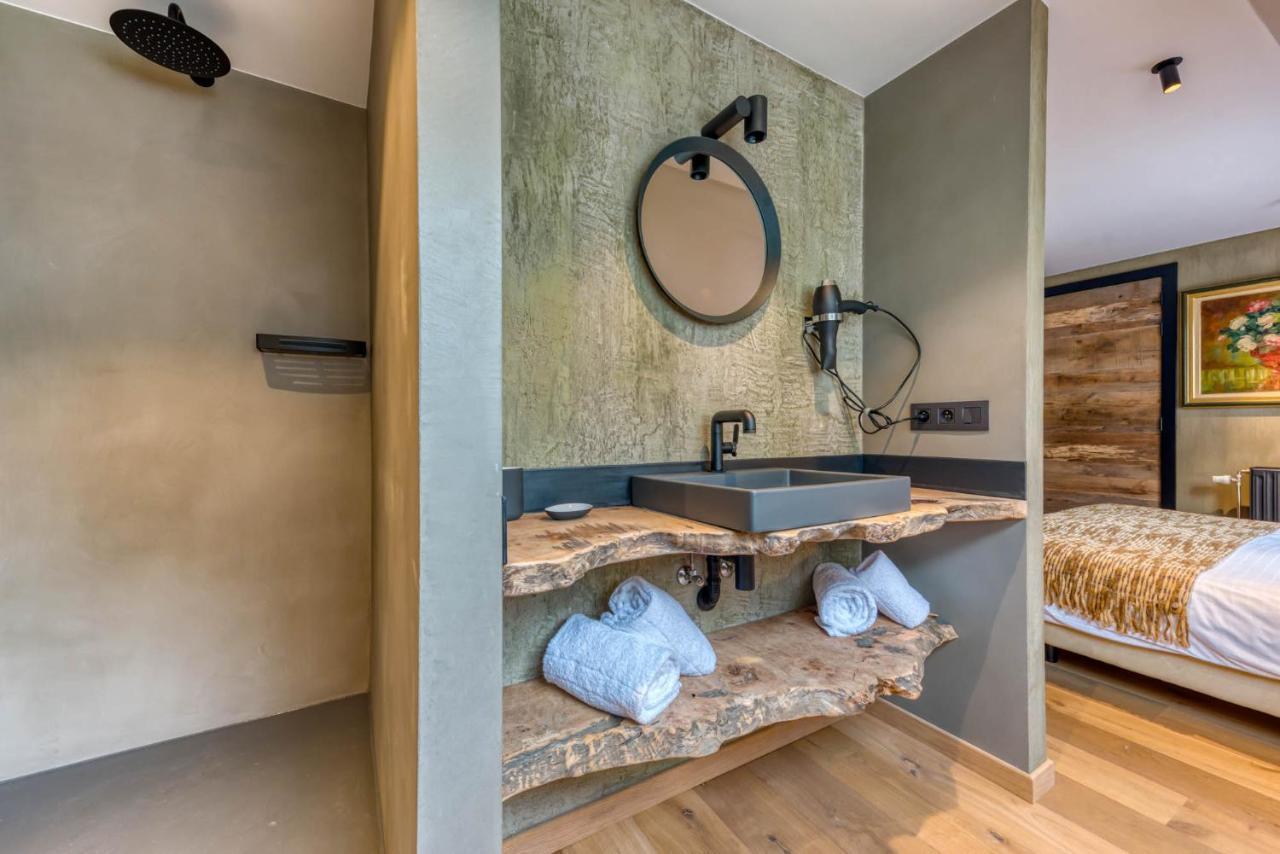 Gite 1 Maison Caerdinael - Gite 14 Personnes Sur Les Hauteurs De デュルビュイ エクステリア 写真