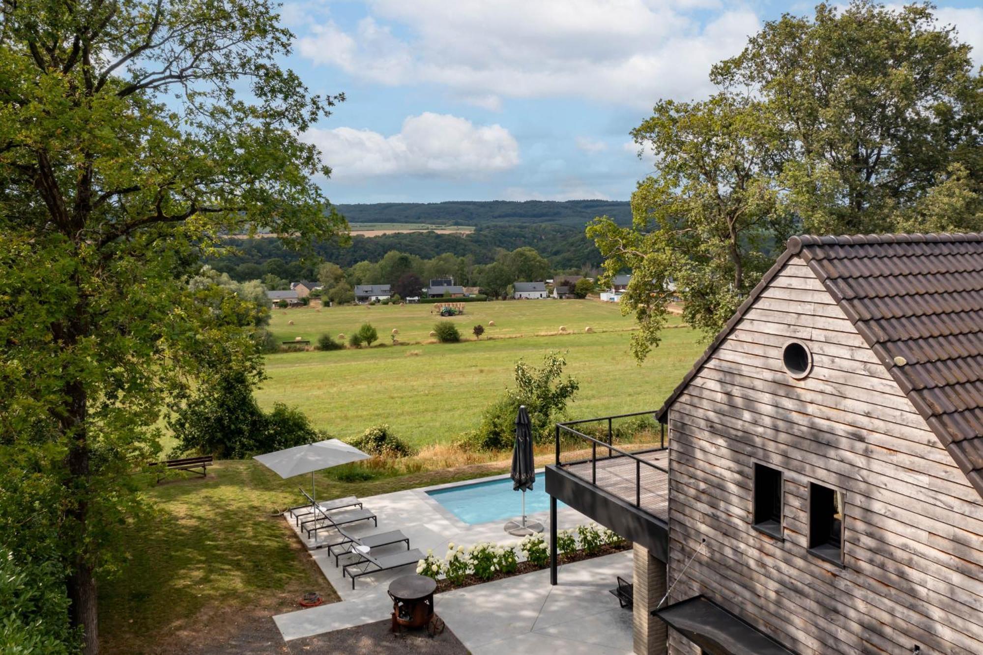 Gite 1 Maison Caerdinael - Gite 14 Personnes Sur Les Hauteurs De デュルビュイ エクステリア 写真